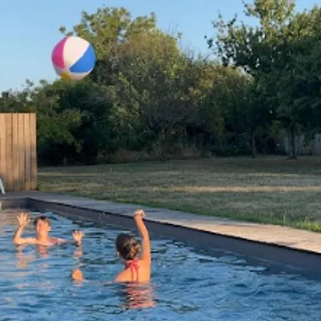 Nyaraló Authentique Avec Piscine, Proche Nature Et Activites, Renove Et Confortable, Jusqu'a 6 Pers. - Fr-1-426-96 *