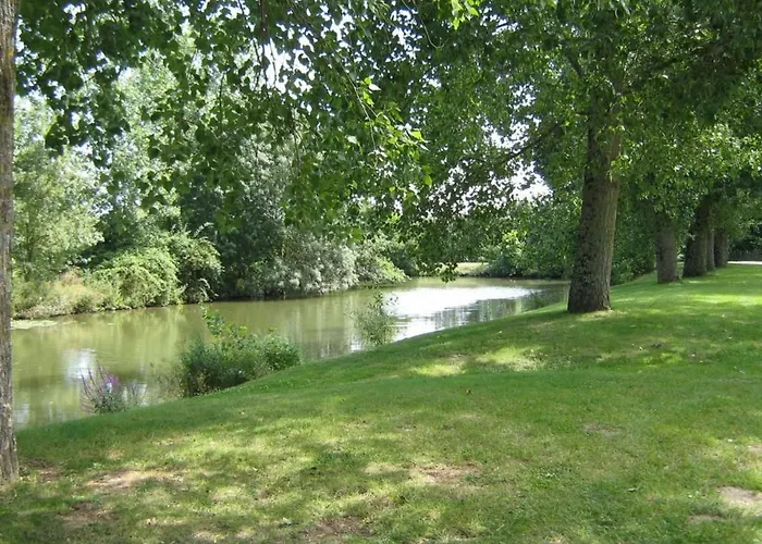 Authentique Avec Piscine, Proche Nature Et Activites, Renove Et Confortable, Jusqu'a 6 Pers. - Fr-1-426-96