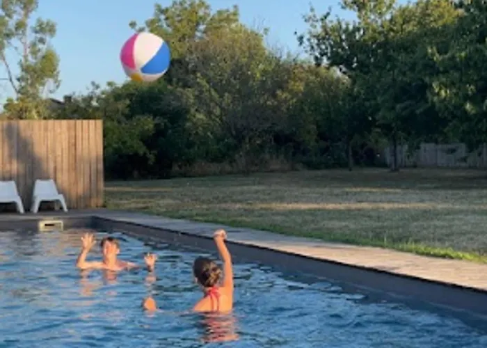 בית נופש Authentique Avec Piscine, Proche Nature Et Activites, Renove Et Confortable, Jusqu'a 6 Pers. - Fr-1-426-96 *